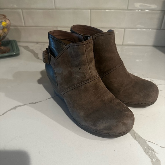 Dansko Woman’s Boots Size 38 - Picture 4 of 7
